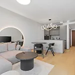 Skypark 1-Bedroom Apartment On Floor 15 With Castle View And Parking By Skyviews Appartamento