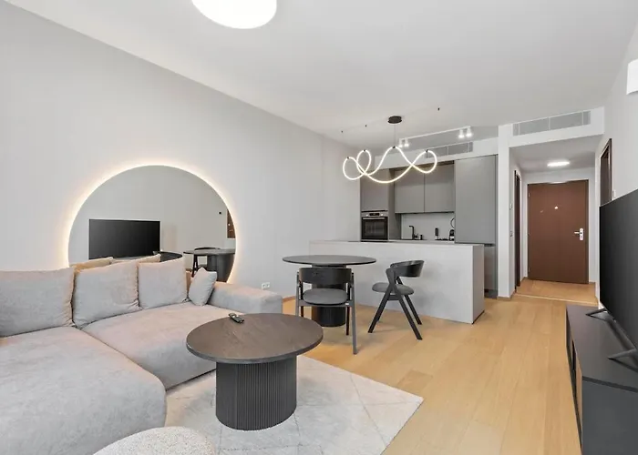 Sky Park Luxury With Stunning Views شقة